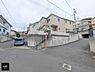 外観：■角地につき陽当り良好です！  