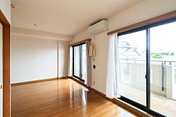 ザ・ミレニアムレジデンス 2階2LDKのリビング/ダイニング