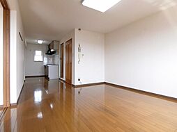 ミヤビタウン E 3階2LDKのリビング/ダイニング