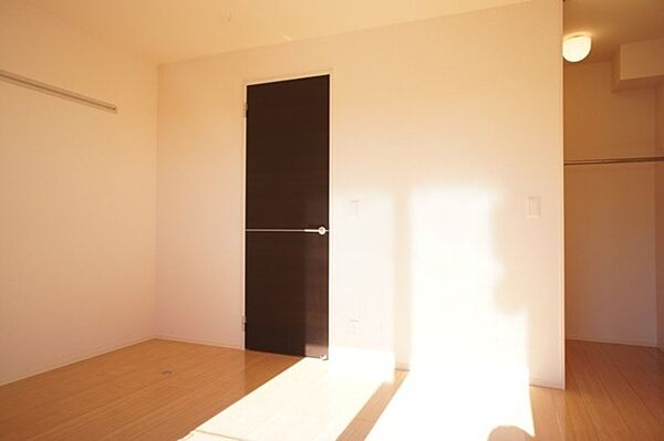 detached 栃木県河内郡上三川町大字上蒲生
上蒲生の賃貸情報を見る
物件地図