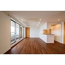 ルネ新宿御苑タワー  ｜ 東京都新宿区新宿1丁目（賃貸マンション1R・20階・55.05㎡） その3