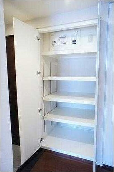 キャピタルマークタワー