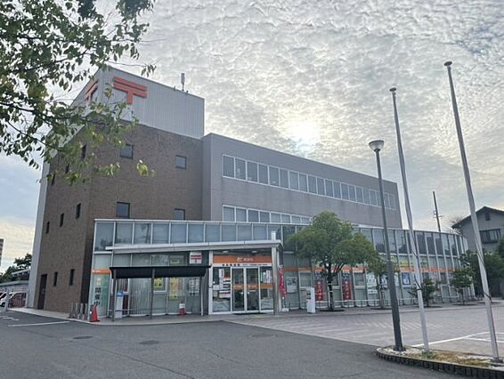 津島郵便局