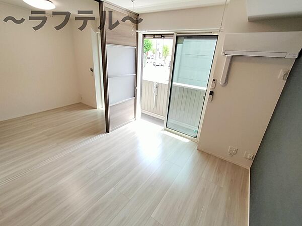 クエル