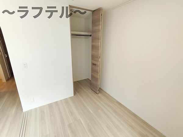クエル