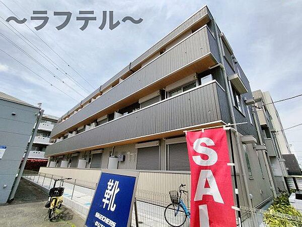 クエル