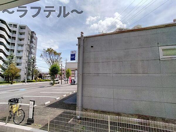 クエル