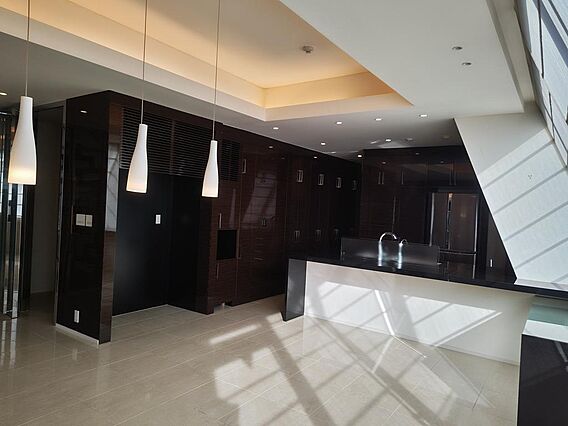 リビング/ダイ...