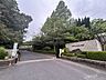 周辺：治田東小学校 700m
