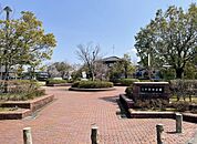 しさきの公園／900m（徒歩12分）