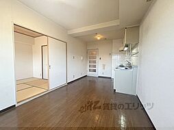 近鉄大阪線 築山駅 徒歩7分の賃貸マンション 3階2LDKのリビング/ダイニング