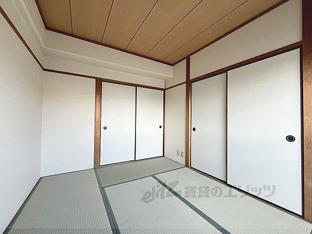 寝室