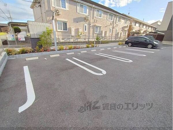 コモドビラＮII