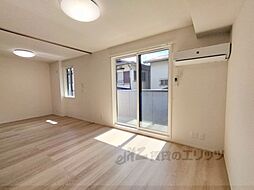 近鉄奈良線 新大宮駅 徒歩18分の賃貸アパート 2階2LDKのリビング/ダイニング