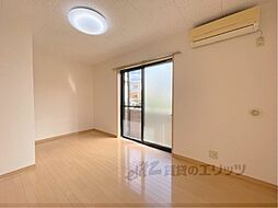 近鉄奈良線 近鉄奈良駅 バス15分 神殿下車 徒歩5分の賃貸アパート 2階1Kのリビング/ダイニング