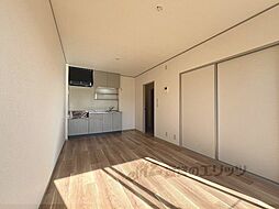 グランベールI 2階2DKのリビング/ダイニング