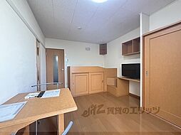 近鉄大阪線 大和高田駅 徒歩14分の賃貸アパート 2階1Kのリビング/ダイニング