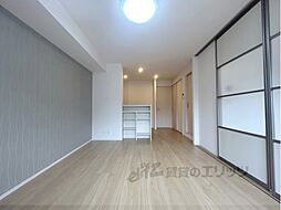 メゾン・ド・トレビアン 101 1階2LDKのリビング/ダイニング