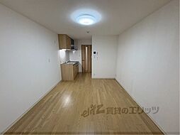 JR関西本線 大和小泉駅 徒歩3分の賃貸アパート 3階1LDKのリビング/ダイニング