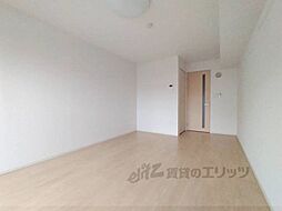 近鉄南大阪線 高田市駅 徒歩4分の賃貸アパート 2階1Kのリビング/ダイニング