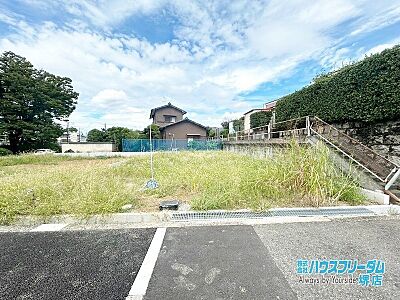 外観:南海泉北線「泉ヶ丘」駅徒歩25分。 外観:南海泉北線「泉ヶ丘」駅徒歩25分。