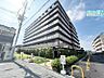 外観：8階建ての2階部分、東向きバルコニー