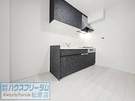 収納力があり家事がはかどるキッチン