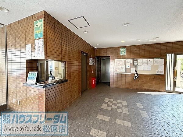 エントランスを拡大表示