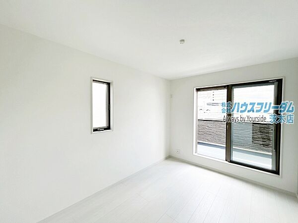 寝室を拡大表示