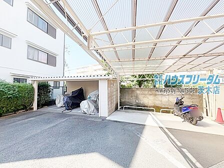 バイク置き場