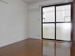 東京メトロ東西線 浦安駅 徒歩5分の賃貸アパート 2階1Kのリビング/ダイニング