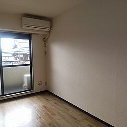 マノワール6番館 207 2階1Kのリビング/ダイニング