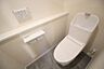 トイレ：いつも清潔なスペースであってほしいのが毎日使うトイレです。掃除がしやすいのはもちろん、落ち着けるスペースにしたいですね。