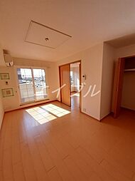 グローリアＡ 2階2LDKのリビング/ダイニング