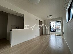 アゴーラ　Ａ棟 1階1LDKのリビング/ダイニング