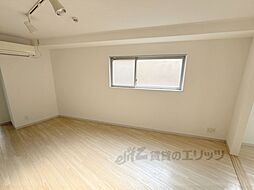 ピコットVII 206 2階1LDKのリビング/ダイニング