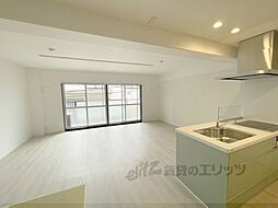 フローラ長田 202 2階1LDKのリビング/ダイニング