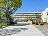 周辺：木曽川中学校約900人規模の中学校。「思考・実行・協力」を大切に、深く考えて表現する力や、最後までやりぬく力、協調・協力する心を育む教育に取り組んでいます。 1800m