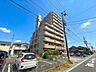 外観：騒音や混雑が少ない閑静な住宅街は、家族連れや静かな暮らしを求める方におすすめです！さらに当物件と同様の物件の見学が可能です！気になる方はお気軽にお問い合わせください♪