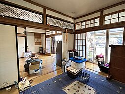 岡谷市川岸上2丁目　戸建 4DKの室内