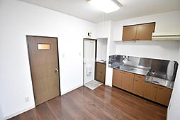 グランデール拾参番館 201 2階2DKのリビング/ダイニング