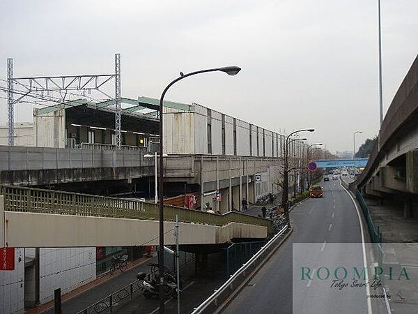 画像18:西高島平駅(都営地下鉄 三田線) 徒歩11分。 840m