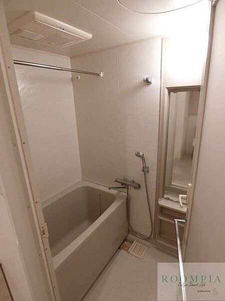 画像7:浴室