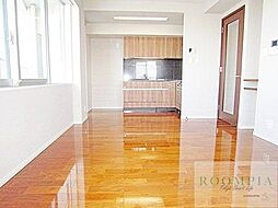 ファーストリアルタワー新宿 2801 28階1LDKのリビング/ダイニング