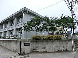 [周辺] 藤沢市立片瀬小学校まで892m