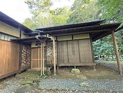 外観：別荘地【フジタウン】内に位置しています。閑静な住宅地に位置しているので静かで落ち着いた雰囲気です。