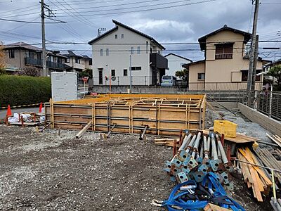 外観：現在建築中です。4月完成予定になっています。