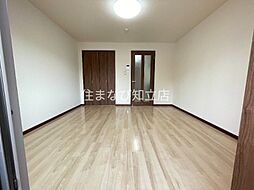 グリーンシティーI 205 2階1Kのリビング/ダイニング