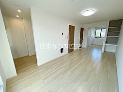 ヒカルサ刈谷東境町 2階1LDKのリビング/ダイニング