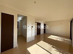 シーズンステージ日高町　Ａ棟 A2 1階2LDKのリビング/ダイニング